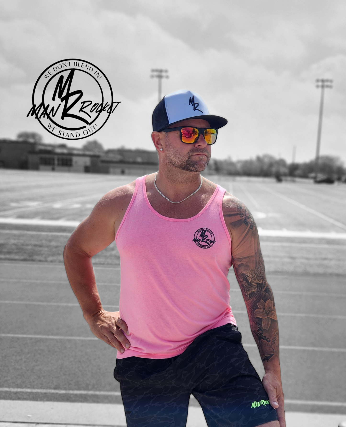 Tank Top Pink With Black Man Rocket logo